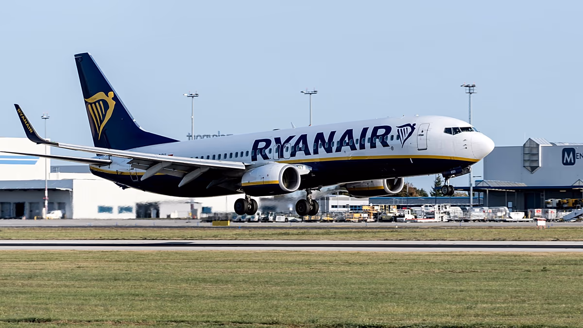 A Ryanair ügyfeleinek novembertől 20 perccel korábban kell eljutniuk a poggyászhoz