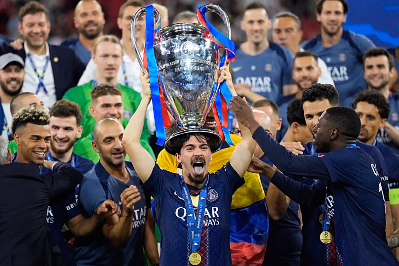Vitinha Bajnokok Ligáját ünnepli a PSG-vel Budapesten, 2026 májusában